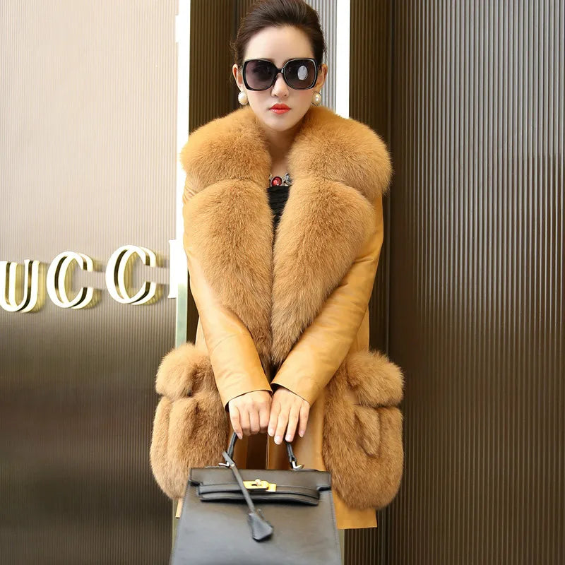 Women's Winter Genuine Sheepskin Leather Real Fox Fur Collar Coat