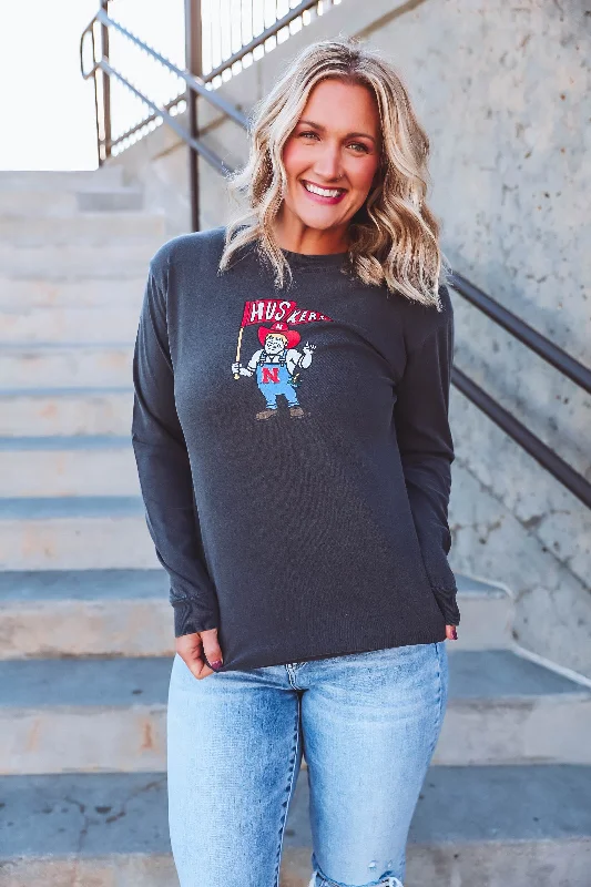 Huskers Mascot Long Sleeve Tee